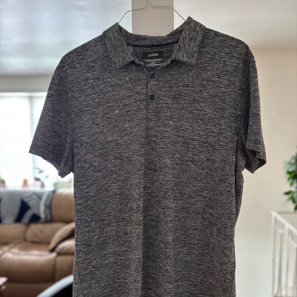 MENS SHORT SLEEVE SHIRT SIZE L LIKE NEW